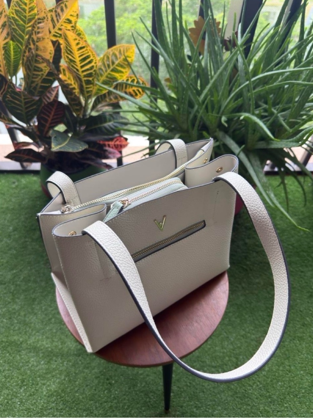 Vanessa Williams Lush Tote Bag & Wallet